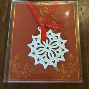 Lenox Pierced Star Snowflake Charms Christmas Tree Ornament Fine Ivory China NEW